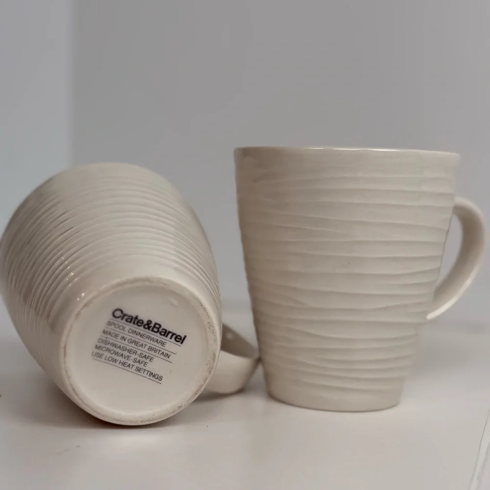 Set of 2 Crate and Barrel Spool Mugs White Ceramic Earthenware 13-5 oz